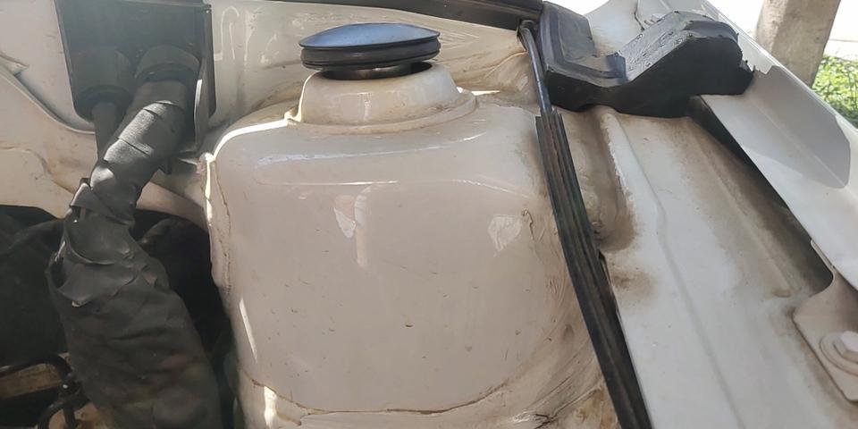 朗逸前减震这样正常嘛？
