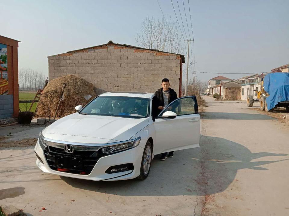260精英版十代雅阁，壁纸怎么换啊，只能显示时钟感觉好无聊啊，视频都放不了