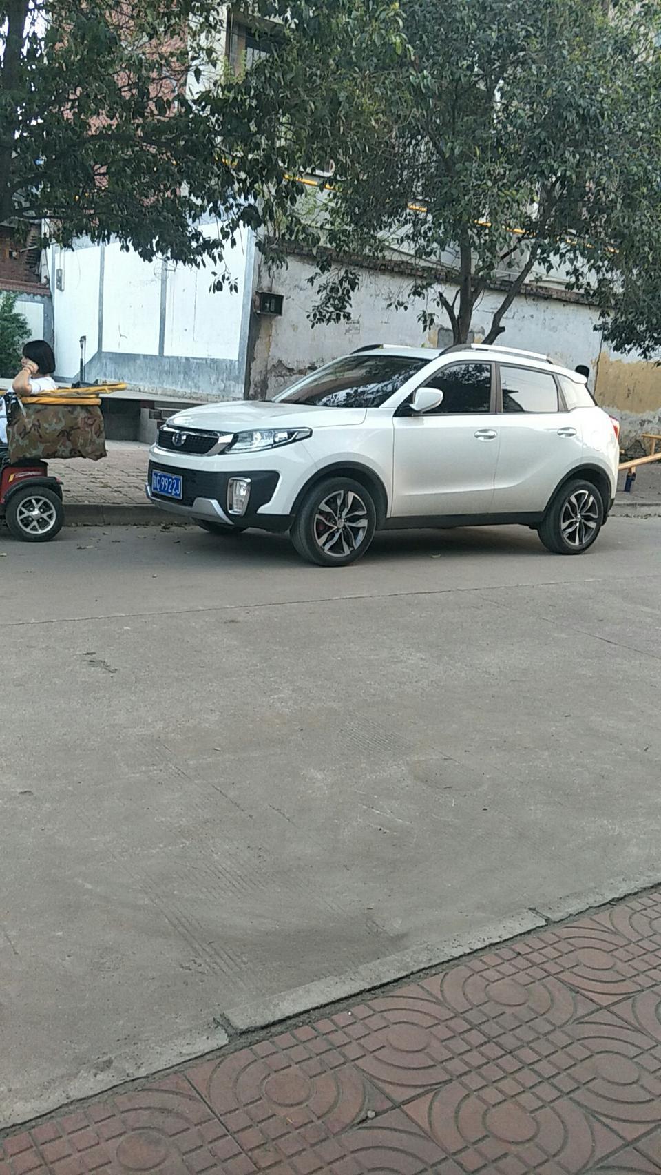 北汽昌河q35-Q35保养一次多钱