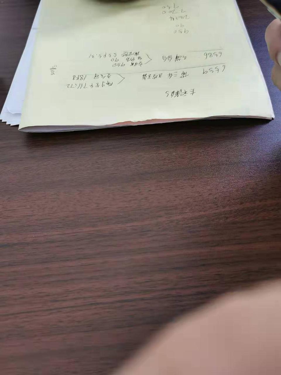 有没有大神知道现在青岛地区朗逸入太平洋保险大约多少钱啊，照全款116700车价算的。销售告诉我买大众玻璃险的话，保险总额6559，如果不买他们玻璃险，保险的钱还要高，请问是这样的吗？我现在看保单，才不到5000。如果不买玻璃险的话还是不到5000还是真像他说的要6000多？求解，谢谢！