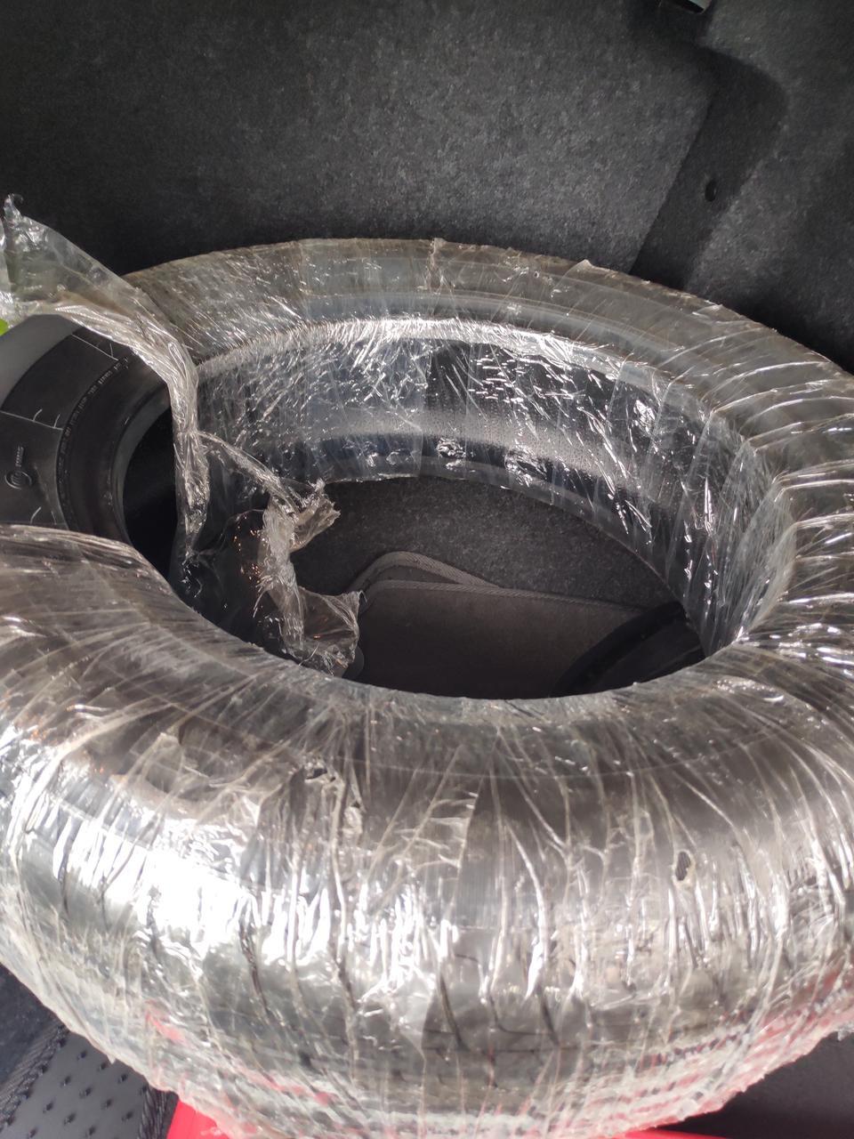 5月1号订车。6月6日提车，科沃兹320自动天窗欣享版，指导价9.09w.店小坑了一下，全包77500（加装倒车影像）.裸车发票60000.保险2802.车船购置税1150……其他不知道什么钱，贷款48000…分60期，利息8000……我想问问你们的备胎怎么搞…好像工具也没有…只在京东买了个这个200块…