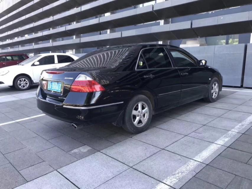 由于手头钱有限想买一台1.4T的迈腾日常家用 但是在其他软件或者评车平台说买完就后悔 我就是比较担心干式双离合 问题二 1.4T最低配改多功能方向盘会不会影响气囊 还想改倒车影像 问题三 如果不去4s店保养能行吗 在线等，挺急的 然后就去换车