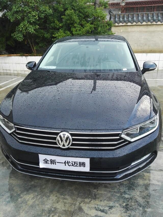 兄弟们有没有遇到迈腾b8 检测到压力损失（就是中间一个感叹号，左右两边是括号，下面有波浪线）这个警示灯亮起？这是什么原因？去修理店说是4个胎压都正常。新车才跑3000公里。