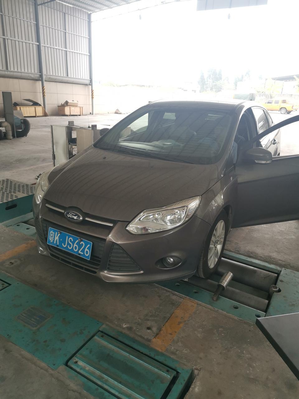福克斯-这款车彻滑在哪关闭