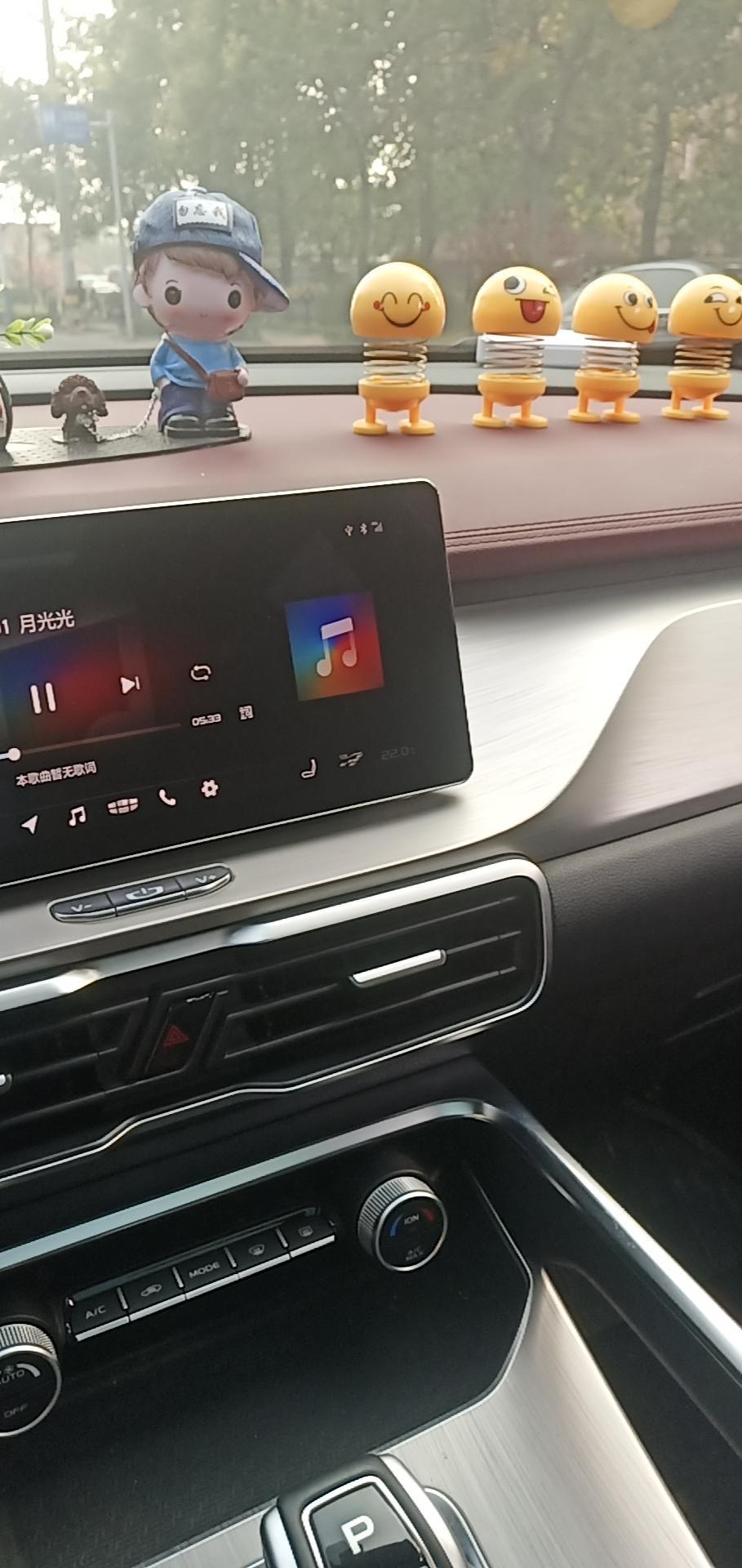 吉利缤越六千多公里，总感觉发动机有那种气门拍打的声音，感觉噪音好大啊！请大神指点