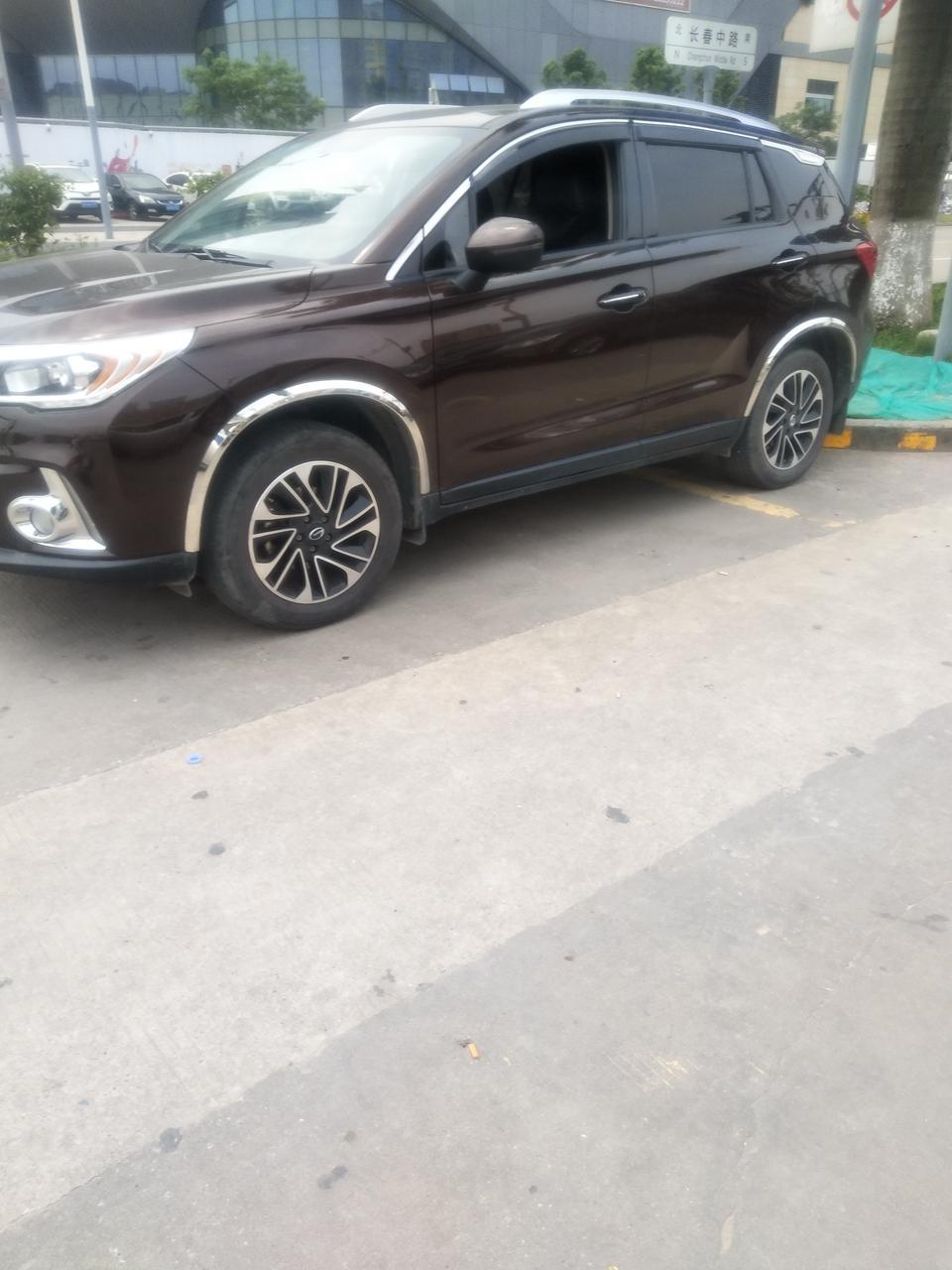 传祺gs4-高速公路，时速到110码时方向明显有轻微抖动是什么原因，
