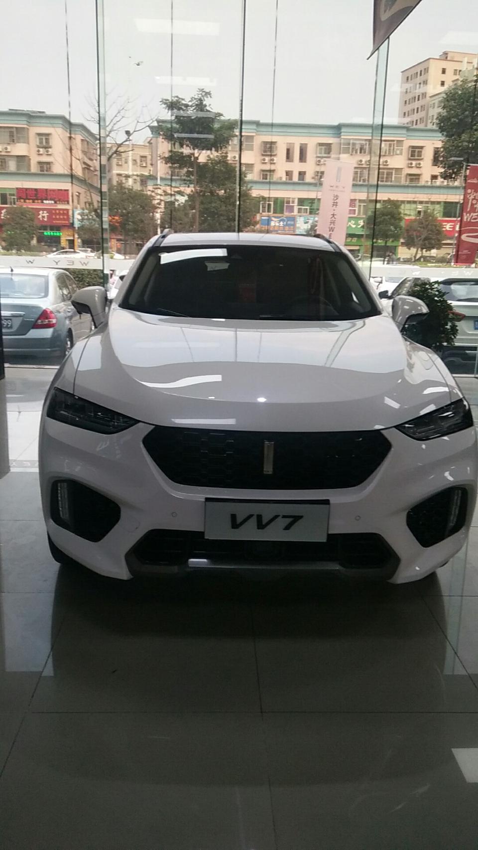 wey vv7-今天去看了V7旗舰版，请问保险加裸车188500，自己上牌买购置税贵不贵？