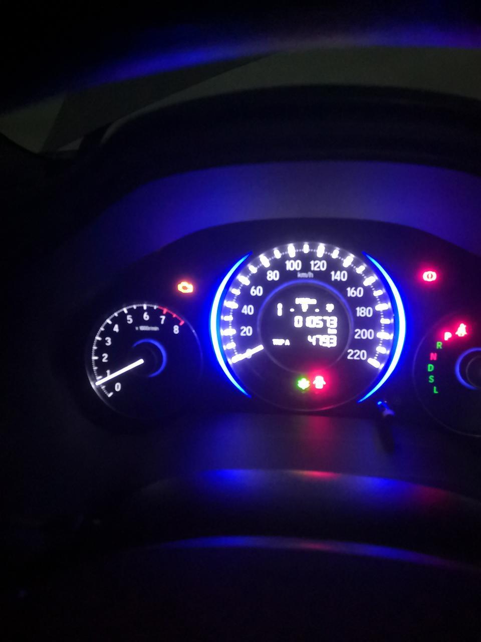 凌派-下雨后车子的发动机故障灯经常亮起。这是啥子情况？你们有遇到吗