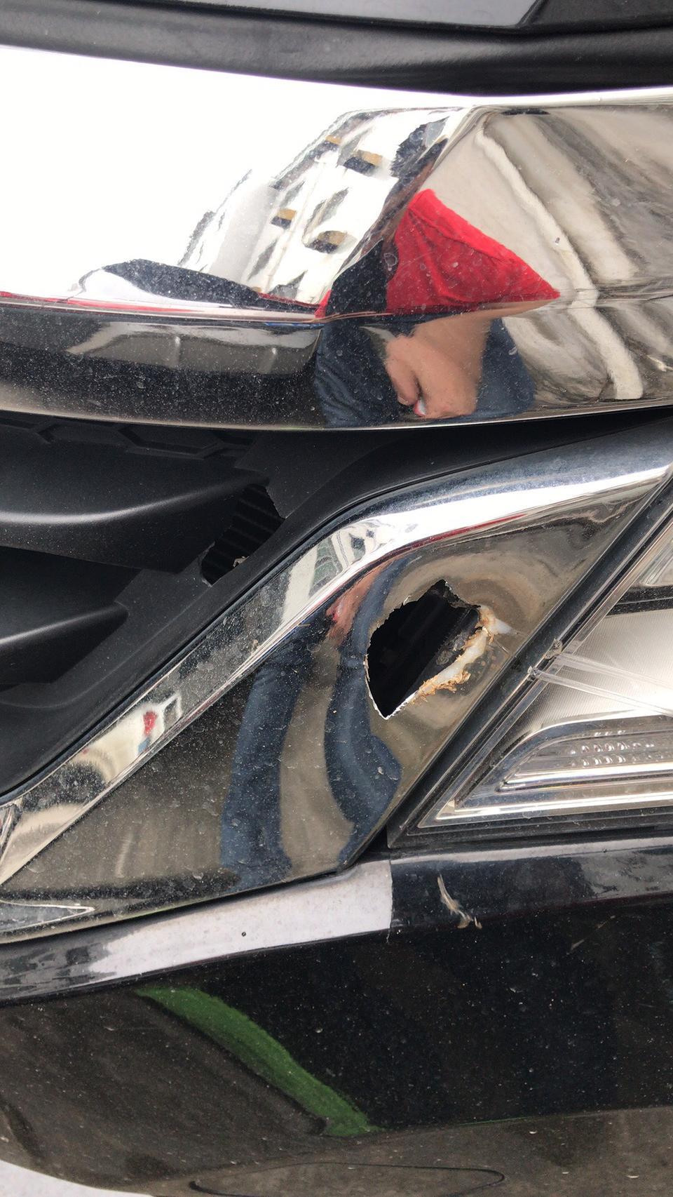 13-15款本田凌派前脸破了个洞，维修要多少钱？