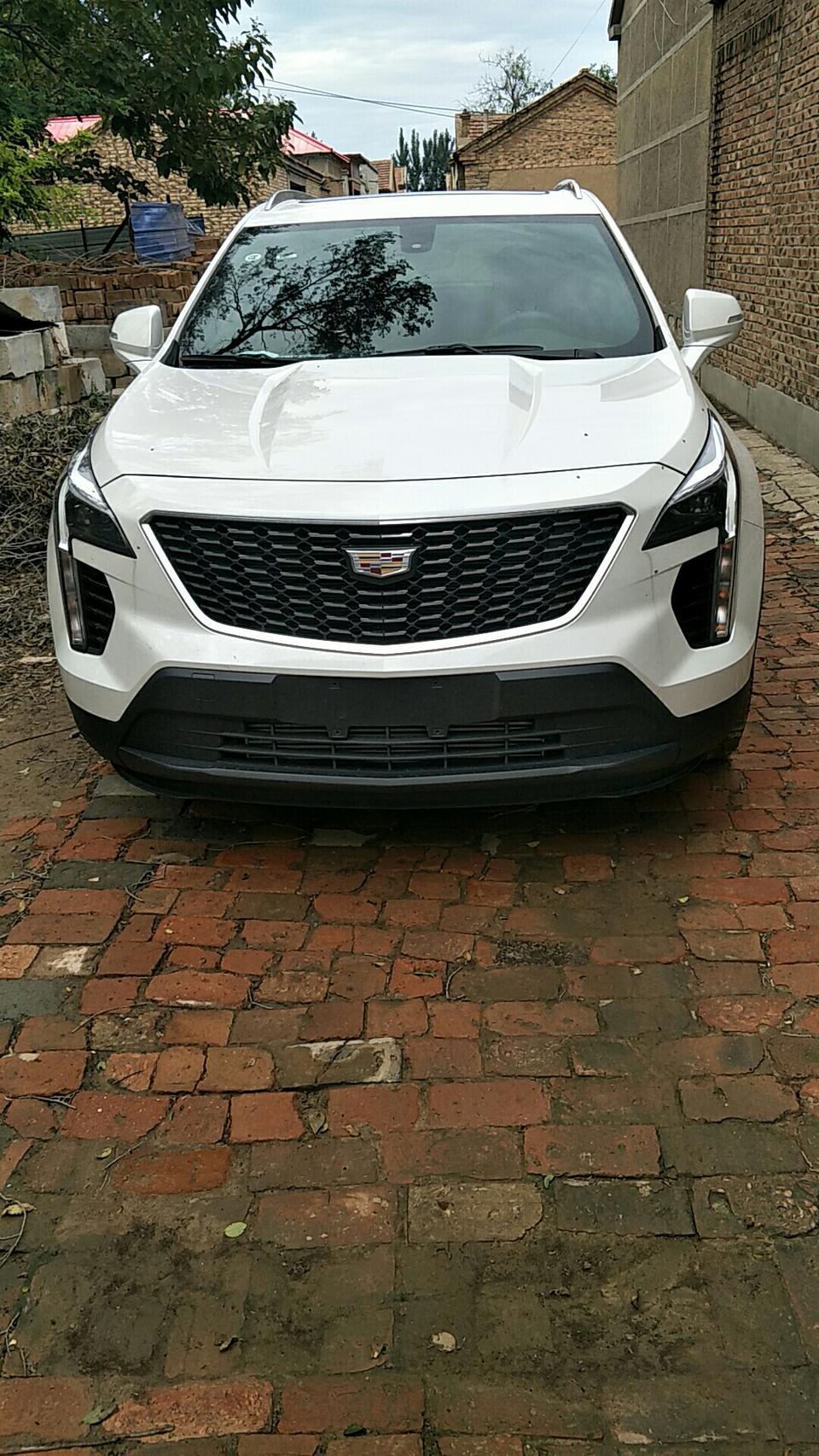 凯迪拉克xt4-八月十四提车XT4两驱技术型！裸车21.97 ，加装电动尾门，倒车影像5000。落地共计25.8万元！这个价格贵吗？