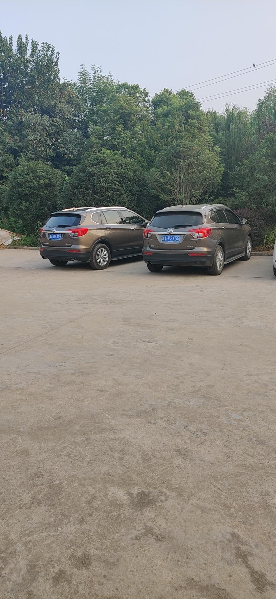 我2.0t的17款昂科威可以加运动模式么，之前是没有的（右边这台）