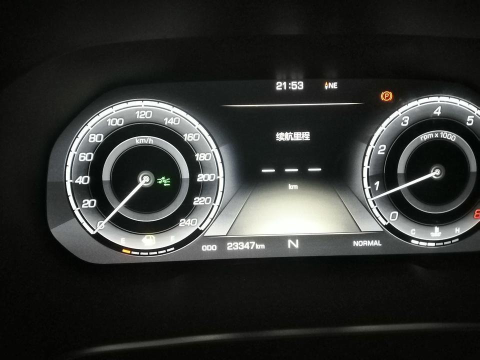 wey vv5-Vv5车友们，这状态还能跑多远，这个样子去加油，只能加42升，官方说55的油箱，有水份吧？