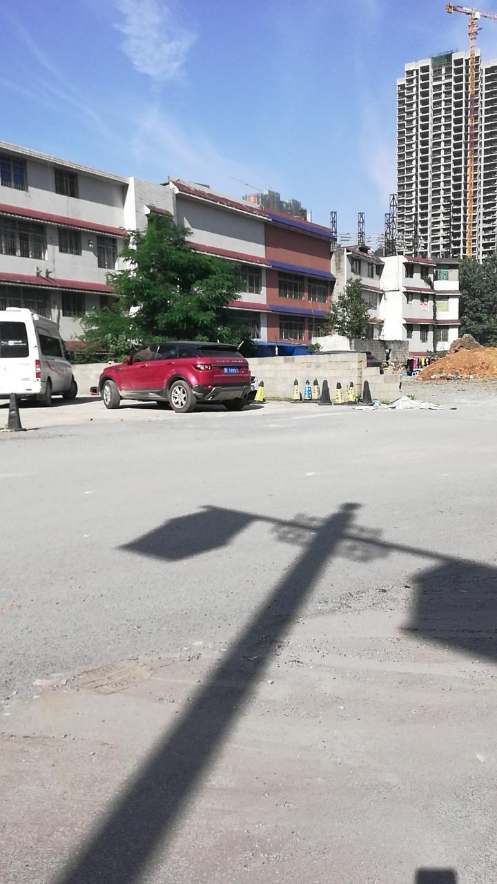 揽胜极光-大家看看这是什么车卖多少钱