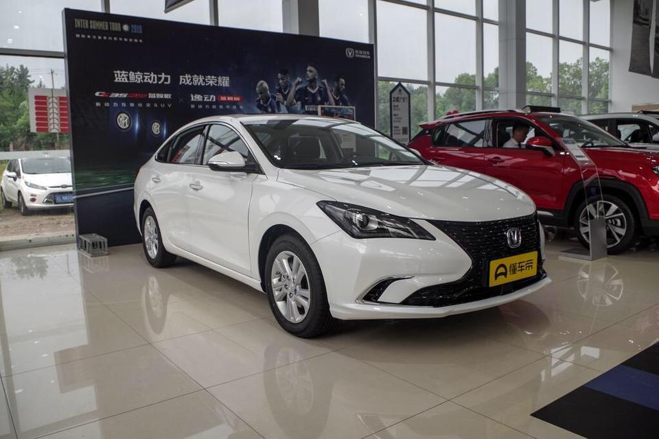 全款九万八提了逸动蓝鲸劲速版，买贵了吗？过去店里看没说几句话自己报价他就同意了，感觉好草率，，，