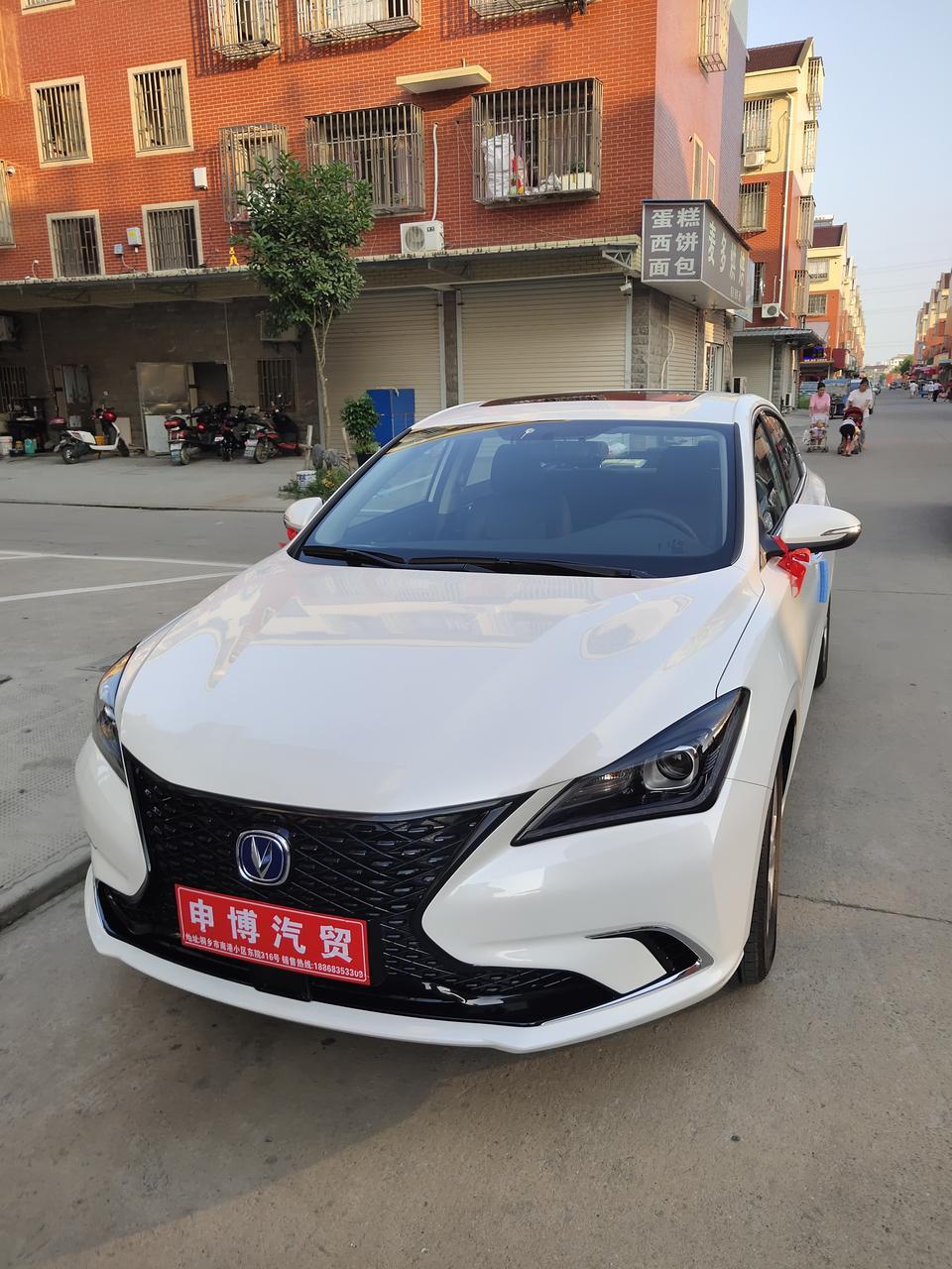 我新买了一个月的逸动，百公里10.2个油，正常吗？