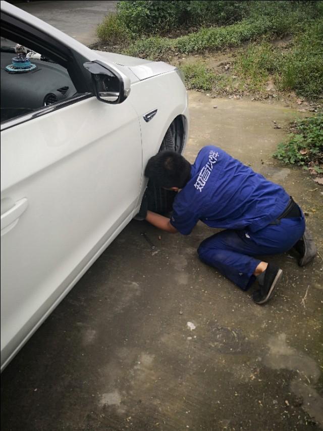 逸动-猜哈这师傅在爪子嘛？