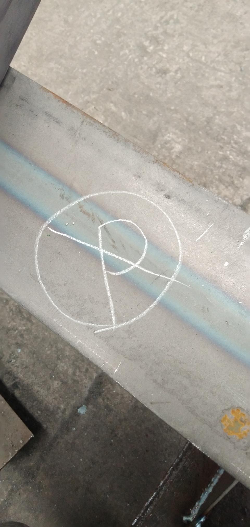 长安cs75-这是啥意思？黄色的标志亮了