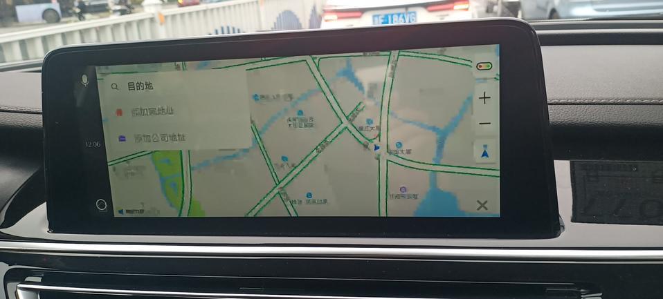 长安cs75-19款75导航连接手机为什么中控屏幕模糊不清？？