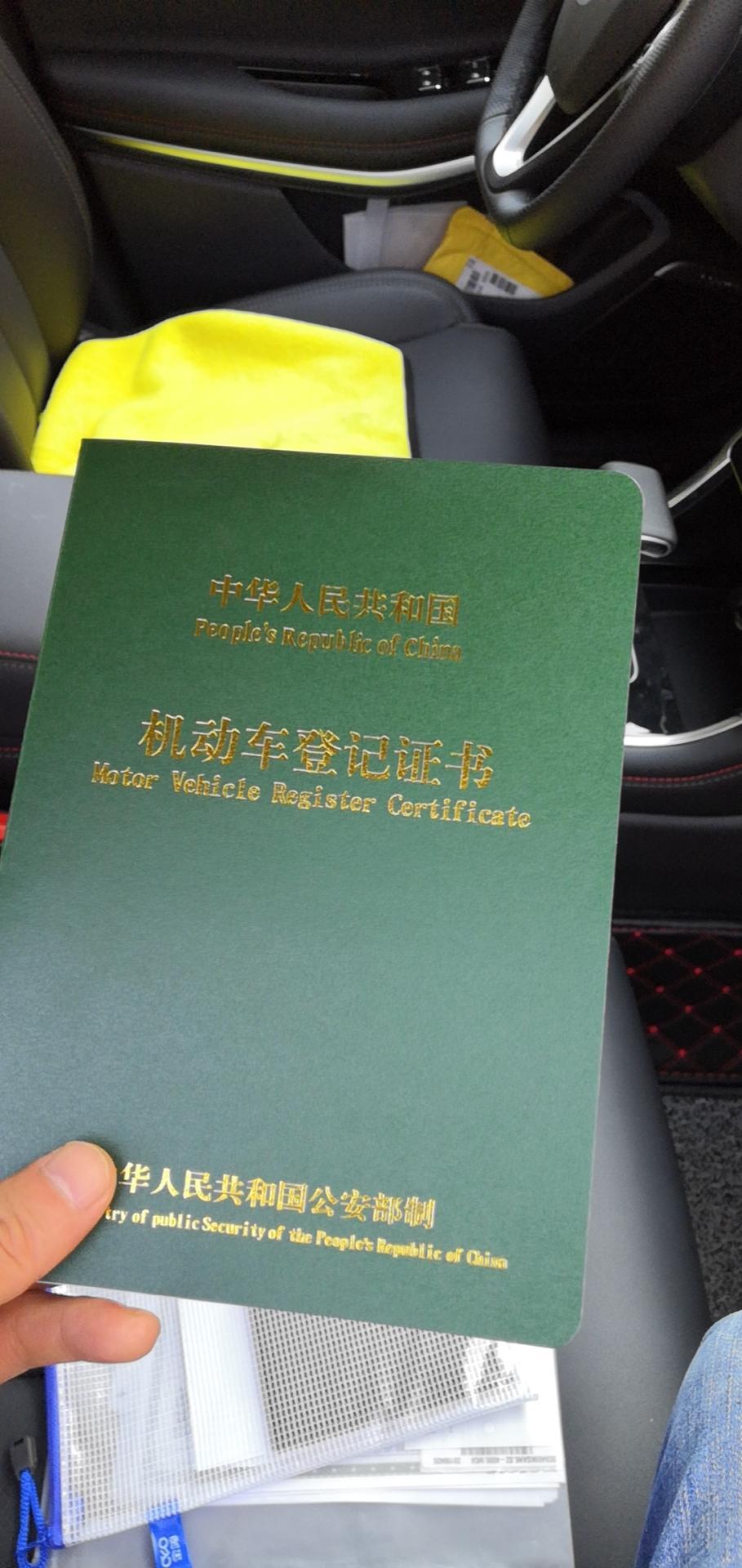 长安cs75-各位车友，问下75怎么不发动车子的前提下，打开电源？系统准备升级，需要时间20分钟左右，打着火升级，怠速时间太长了对车子不好，另外启动电源后怎么关闭？还希望各位车友详细介绍下，
