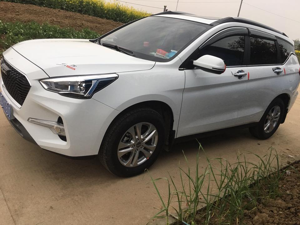 哈弗m6-哈佛M6，加油400元，跑557 公里，请问老司机平均油耗多少，