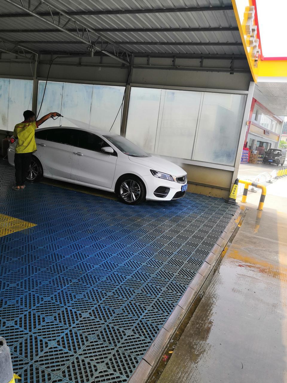 缤瑞-请问大家1.4t ctv二次保养费是多少钱？4S店保养费都比外面贵，新车一定要在4S店保养吗？