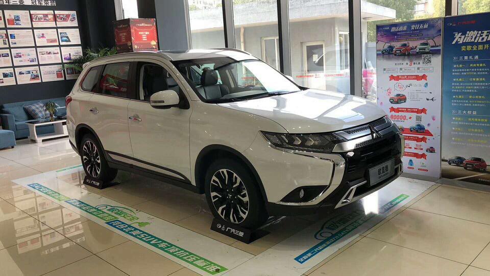 广汽三菱欧蓝德2.4L 四驱致享五座 皮实耐造不