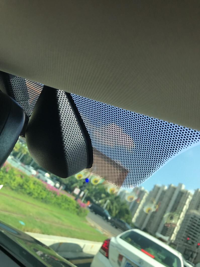 欧蓝德精英款挡风玻璃上这个黑盒子是什么东西有什么作用？请教各位车友。