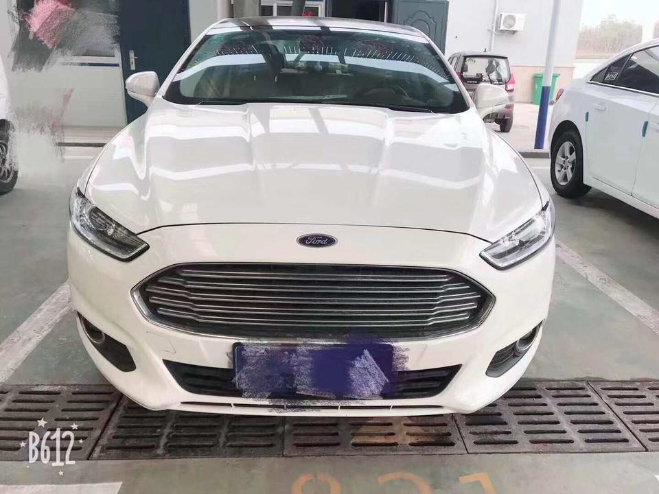 大家看看这是什么配置的蒙迪欧  哪一款