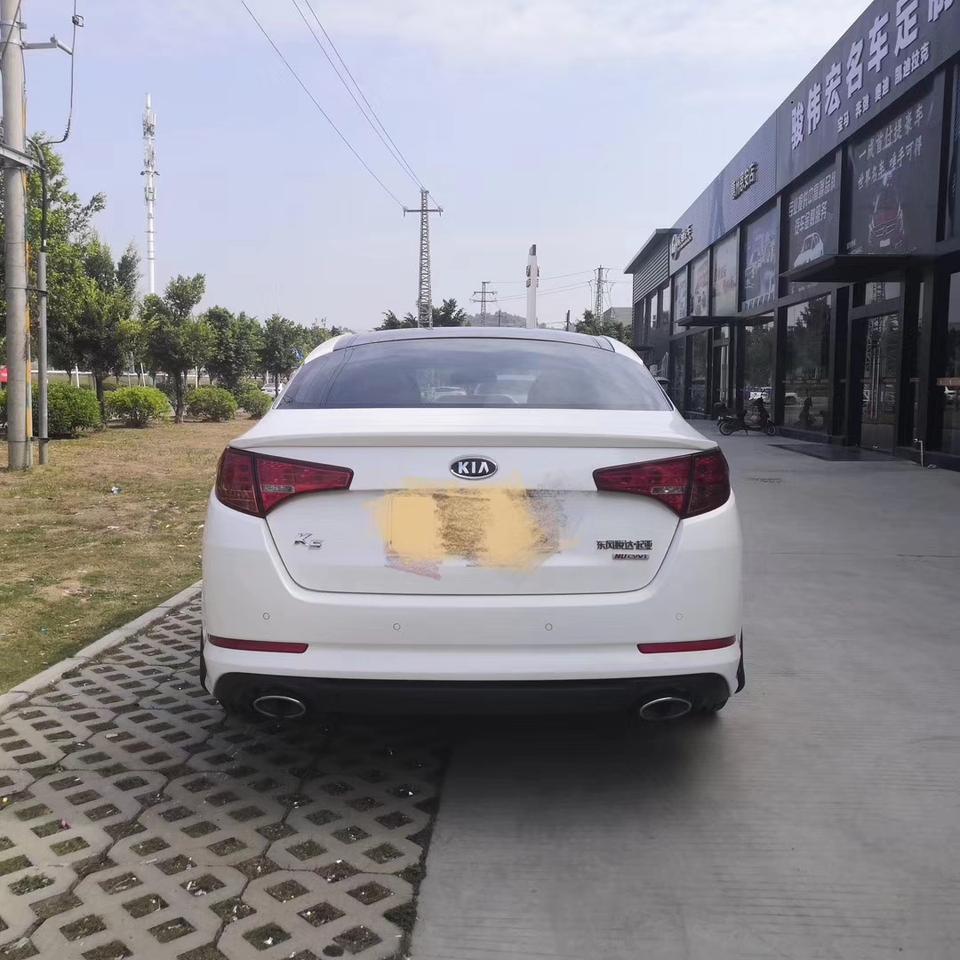 2012款起亚K5 2.0L自动DLX ，2012年11月上牌一手车， 行驶里程11万公里 ，二手车商给报价8万，我个人觉得偏贵好多，在广东惠州这边的，哪位大神可以给些参考意见吗？欢迎留言评论。