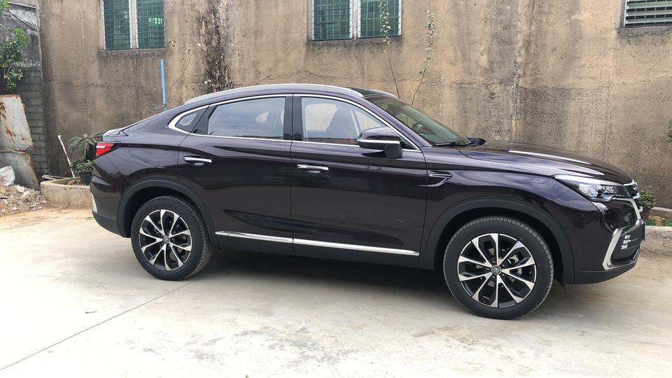 长安cs85 coupe-1.5T动版能加装360行车记录仪吗。