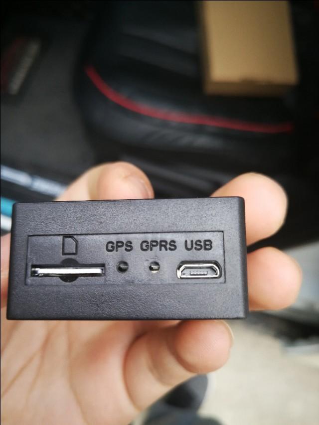 2018款吉利帝豪gs，obd接口插着的这个是什么？有什么作用，能取下吗？