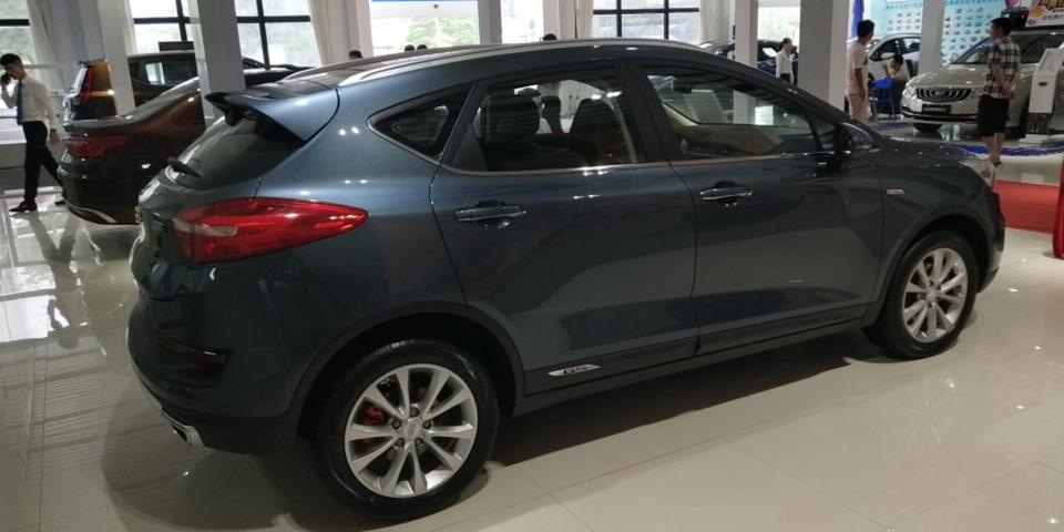 帝豪GS这车到底好不好，我不懂车，就想知道帝豪GS和本田缤智你们会怎么选？