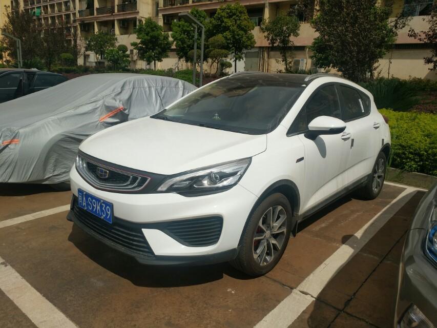 有没有帝豪GS，晚上车内的图片，带灯光的，