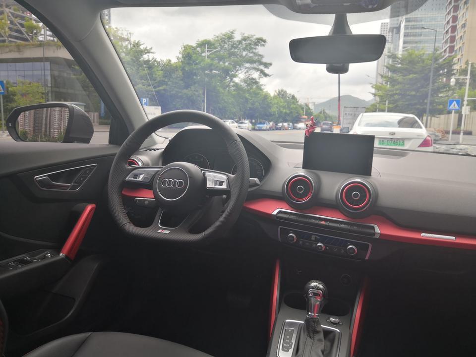 奥迪q2l-Q2L
4s店分期付款需要准备多少钱提车，分期首付都是多少，可以选择嘛。准备买这个车，