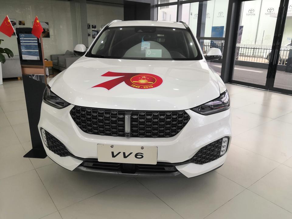 wey vv6-各位车友，你们订车一般多久能提车呢？我这里订了一个月了，还没车，说是还在路上。vv6是产能不足？