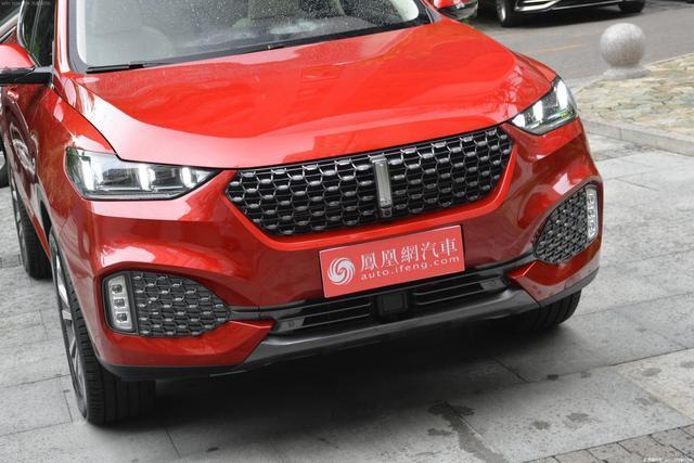 wey vv6-请问一下大家我是买V6四驱好还是买V7超豪的，还有颜色黑色和红色我也很纠结请大家给个建议谢谢