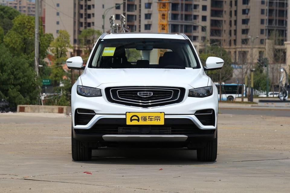 wey vv6-请问一下VV6的真实车主的真实感受，油耗无所谓，就是担心那个双离合跟底盘，还有整体的驾驶感受，最近在它跟博越PRO之间纠结  谢谢大家。