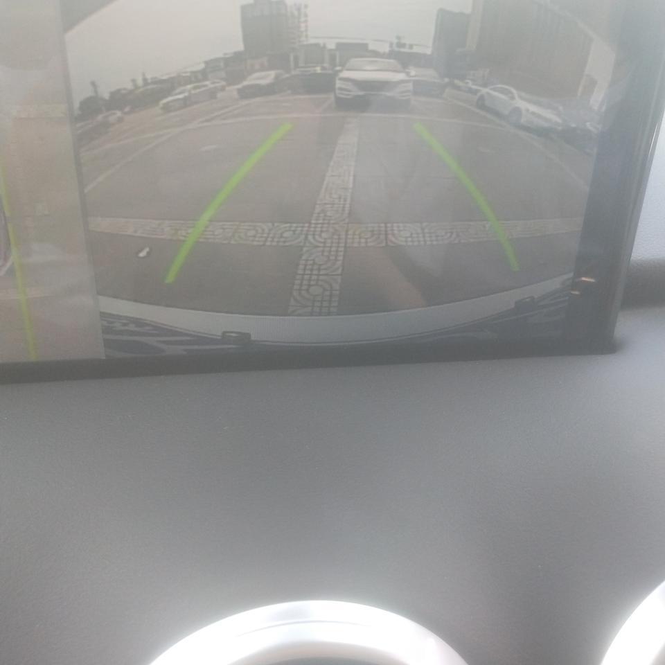 wey vv6-vv6倒车影像。以前看不到自己的车牌。现在突然能看到一点，都是这样的吗？