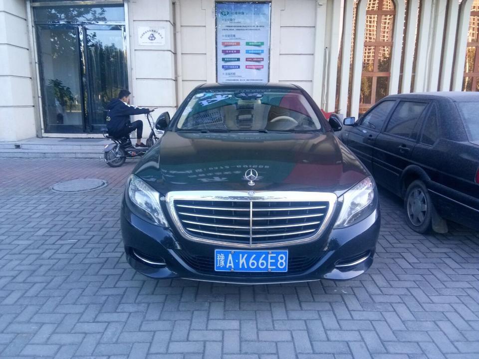 迈巴赫s级-请问名位懂车达人这是奔驰S400L还是迈巴赫S400L