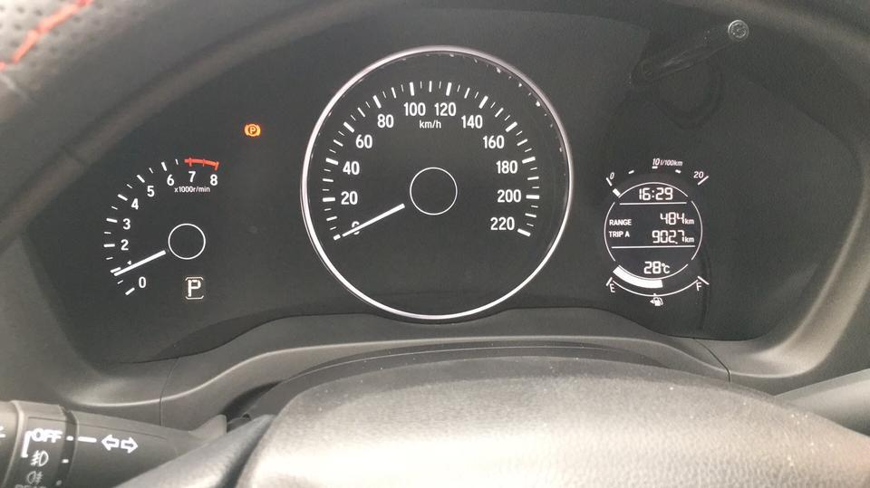 我的是19的缤智先锋版，人生第一辆车，
      想问一下缤智有没有自动解除电子手刹这个功能，我老婆第一次开电子手刹的，然后没有按，就直接开走了。听说有一种功能直接踩油门就直接松了手刹的。我这辆有吗！？。这样不按手刹对车有没有损害？谢谢各位