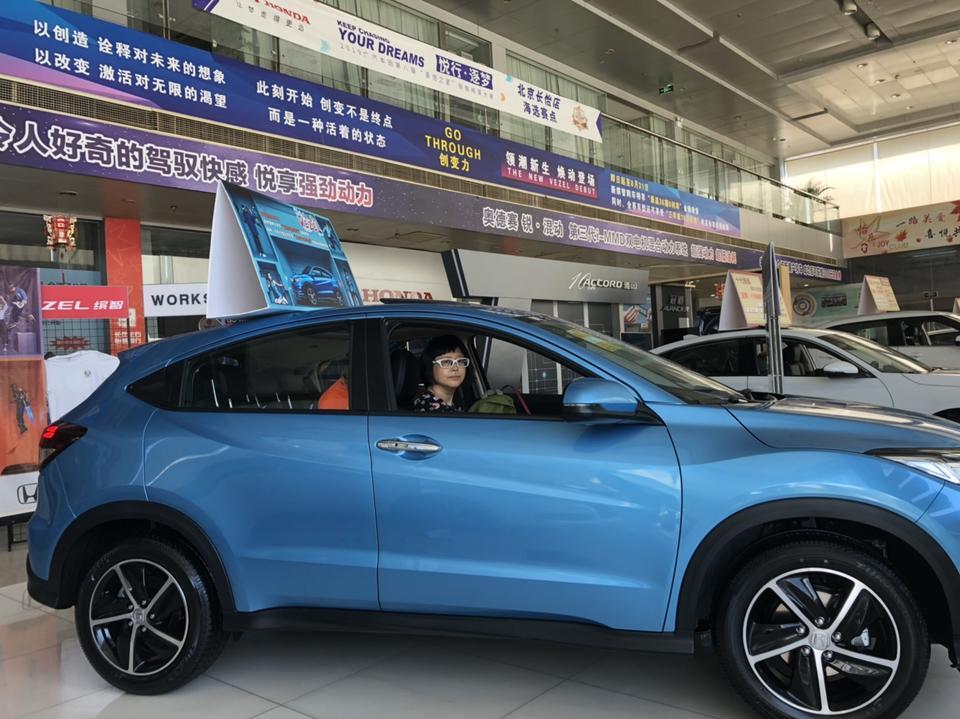 缤智-20万以内，买啥车好？中意mpv和suv,但估计这点钱买不到mpv,只能买个紧凑型的suv。家里人说要不买个自主品牌的，同等价位，多好多配置。其实我最早换车的初心就是要一个自动巡航，现在彻底挑花眼了。

大家有啥建议？