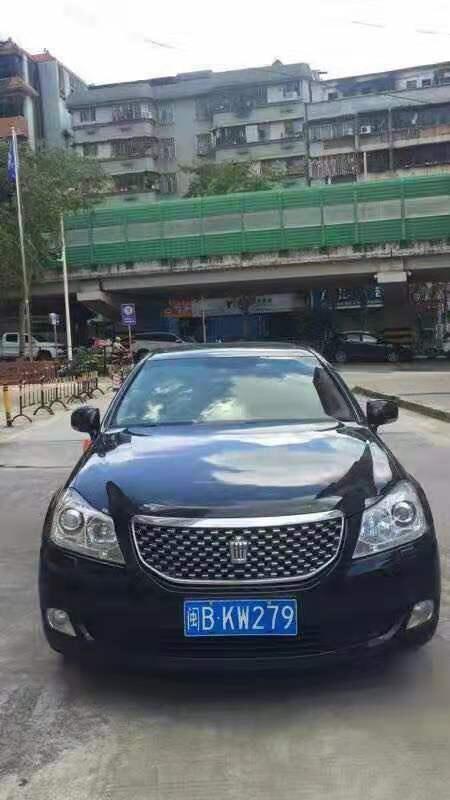 皇冠-想知道这款车的相关信息 望大神们指教 感谢?