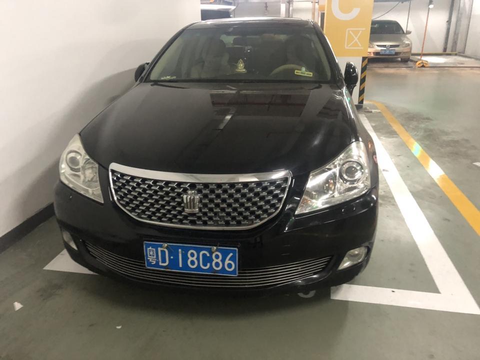 皇冠-请问这个是哪一个年份的车阿，顶配的，一直找不到型号好悲催