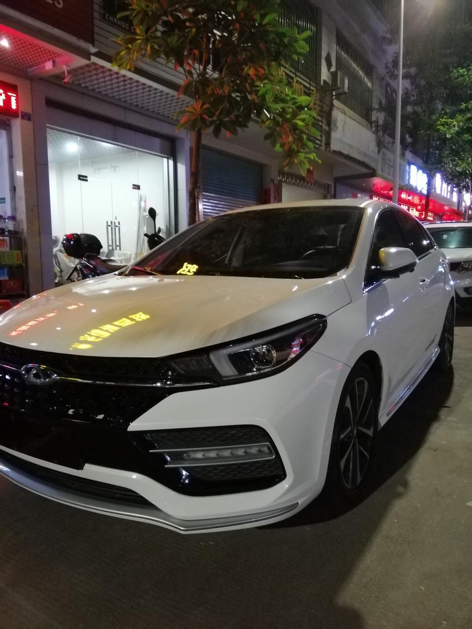 艾瑞泽gx-很多人都说国产车不好。什么发动机只能用几年啊、油耗高啊、安全系数低啊之类的。我想问一下，国产车真的在国人眼里就那么不堪吗？我就觉得我家小白挺好的！