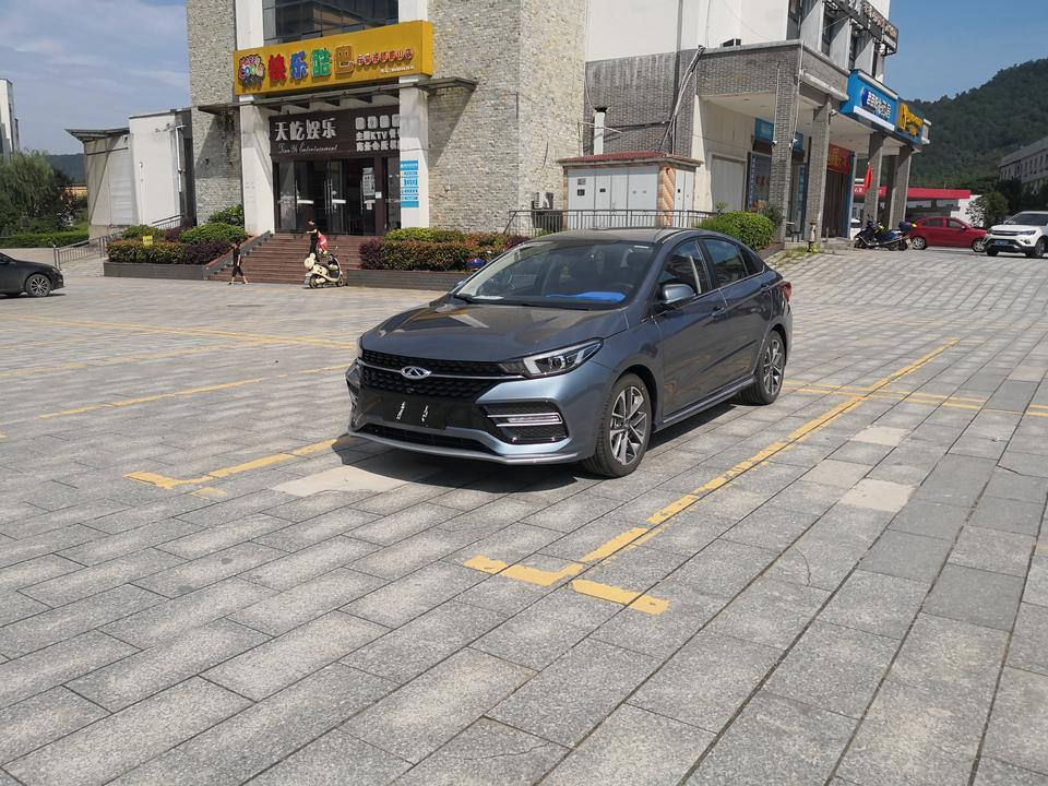 艾瑞泽gx-刚提国六型色，走较差路况的时候，主驾驶的窗户会有玻璃和橡胶件磨擦的异响声，请问一下各位大佬，你们也有吗？这是什么原因造成的？