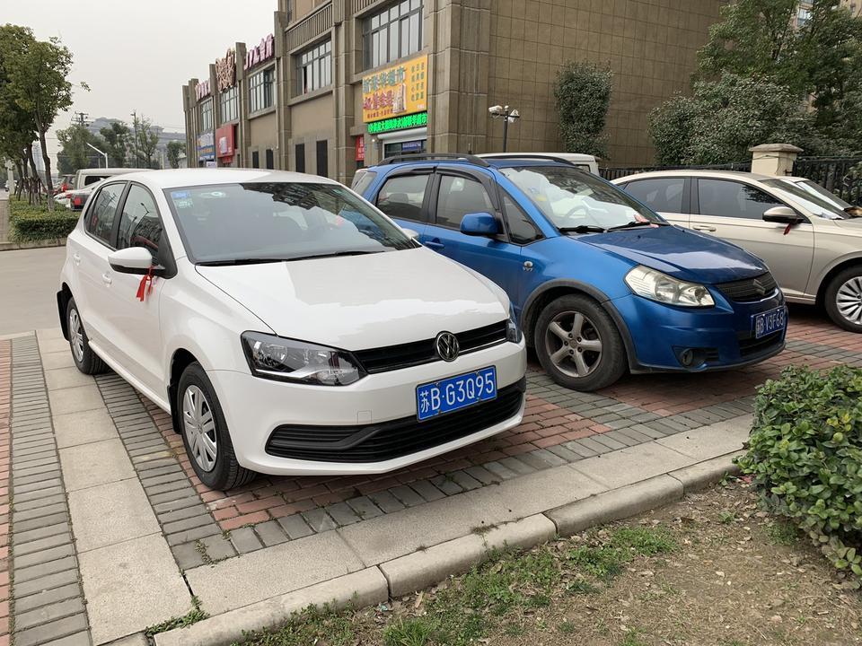Polo 2018手动安驾型 自己安装行车记录仪 这个降压线接在哪个保险丝？