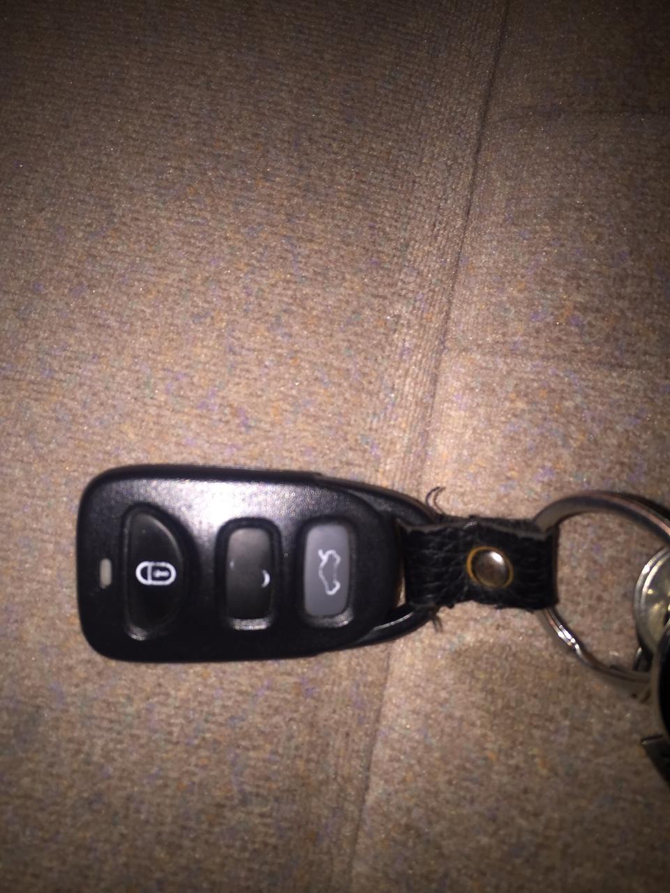 05别克gl8如何换装折叠钥匙
