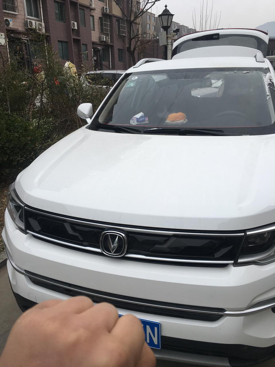 长安cs35 plus-请问上坡辅助怎样启动？有时坡特抖不启动，有时一点坡就启动。我们单位长安75也是，搞不明白。难道是坐的姿势不对？