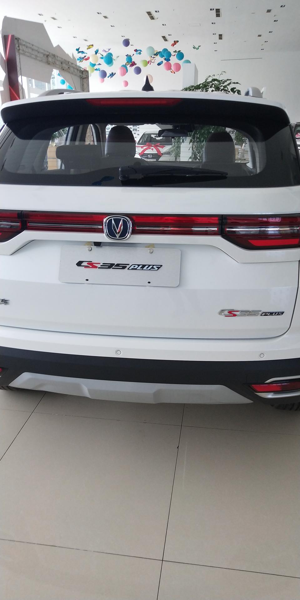 长安cs35 plus-今天去看了下车，销售给我看的六月的车，等要提车了，给我说是四月的车，这个算是库存车吗？