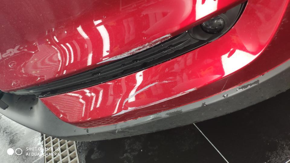 马自达cx-5-马自达cx5  提车一周 驾驶位置车头就在杆子上刮成这样了，请问这个去4s店补要多少钱啊。